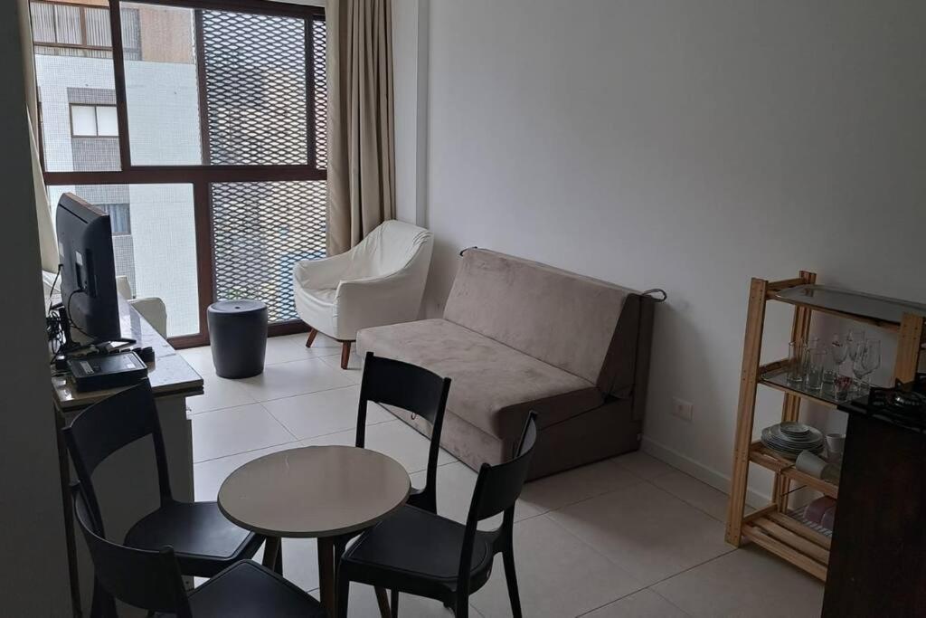 Edificio Nau No Coracao Da Barra Apartment